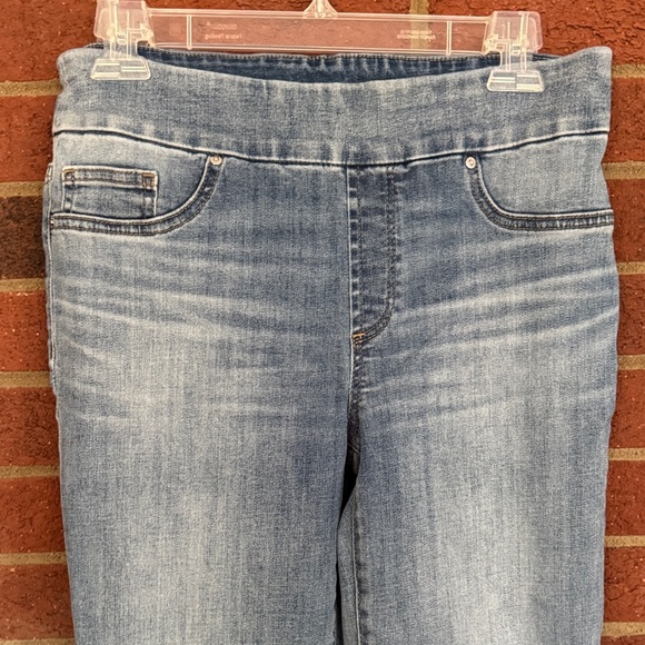 Chico's Light Blue Pull On Ankle Jegging - Picture 2 of 8